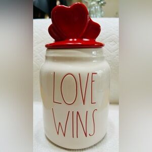 Rae Dunn 7.25” canister. No scratches, cracks or rough edges. Mint condition.